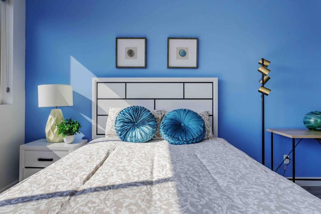 Vila Stunning Hollywood Townhouse With Sunny Views Los Angeles Exteriér fotografie