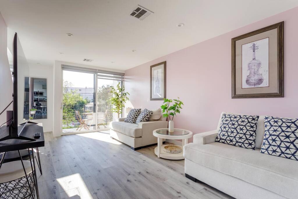 Vila Stunning Hollywood Townhouse With Sunny Views Los Angeles Exteriér fotografie