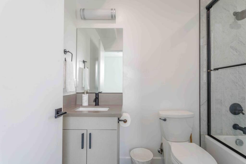 Vila Stunning Hollywood Townhouse With Sunny Views Los Angeles Exteriér fotografie
