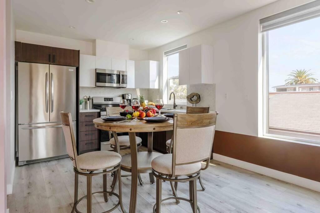 Vila Stunning Hollywood Townhouse With Sunny Views Los Angeles Exteriér fotografie