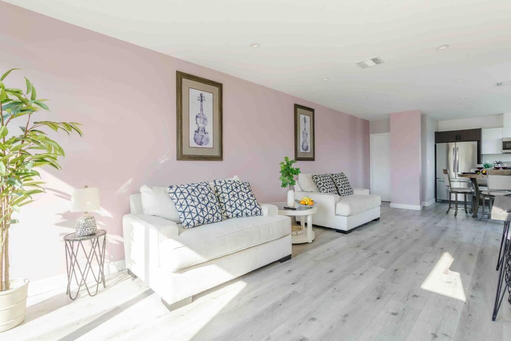 Vila Stunning Hollywood Townhouse With Sunny Views Los Angeles Exteriér fotografie