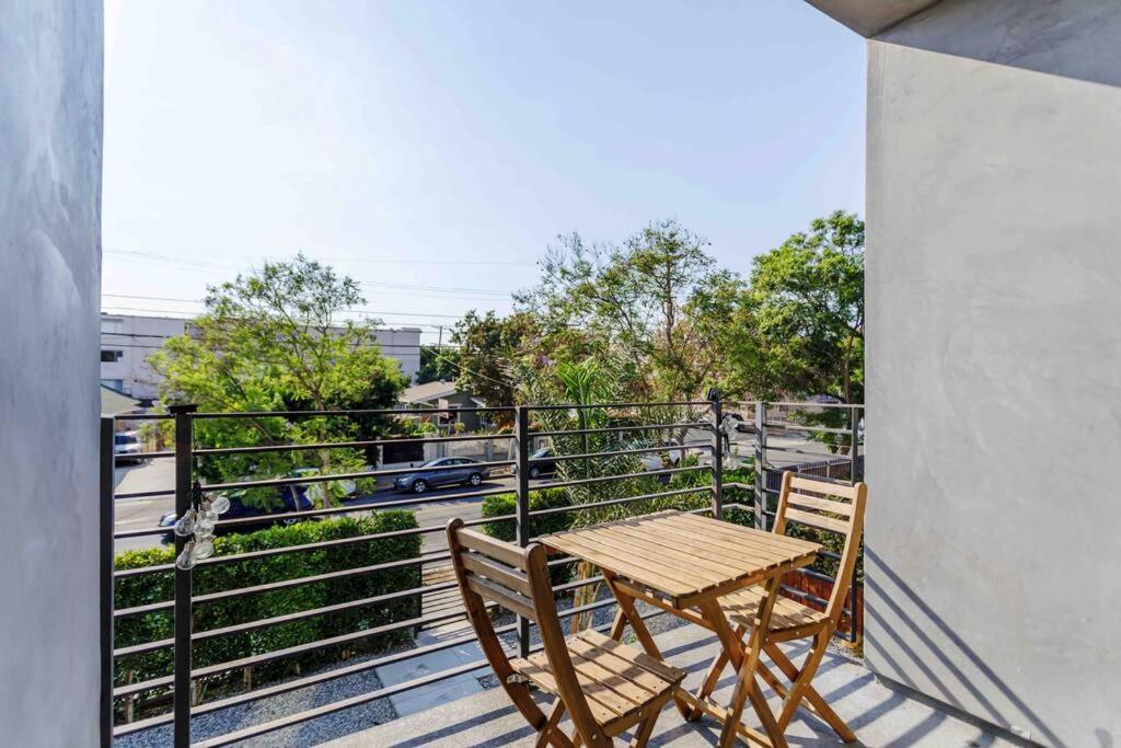 Vila Stunning Hollywood Townhouse With Sunny Views Los Angeles Exteriér fotografie